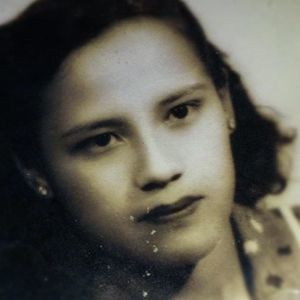 Meet your Posher, Alma